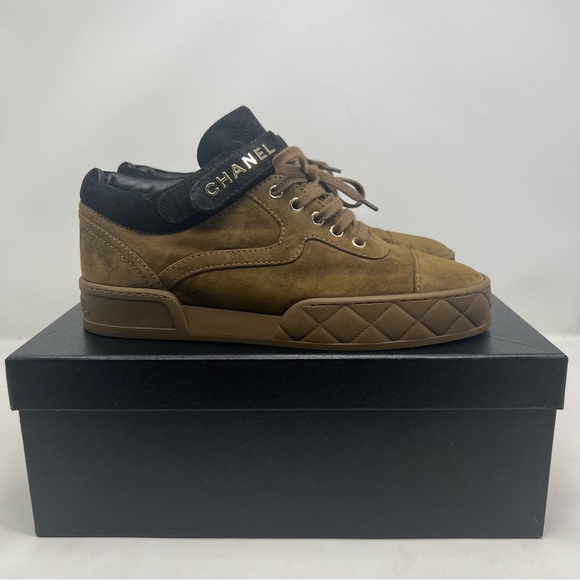 Chanel Suede Logo Strap Low Top Sneakers Size 41.5 / 10.5 NEW WITH BOX - Picture 8 of 16